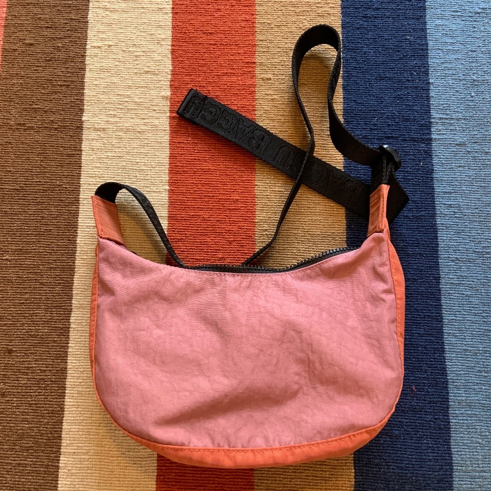 Baggu deadstock small crescent bag rose jam EUC